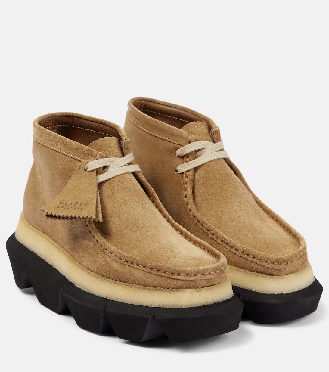 

Замшевые ботинки Clarks Hybrid Wallabee Sacai, бежевый
