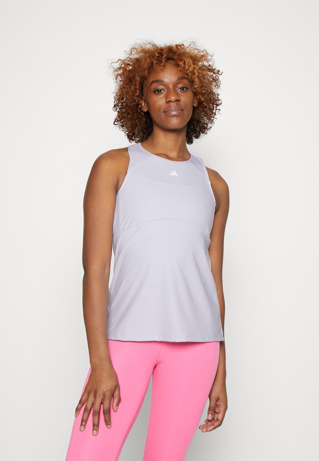 

Топ Adidas