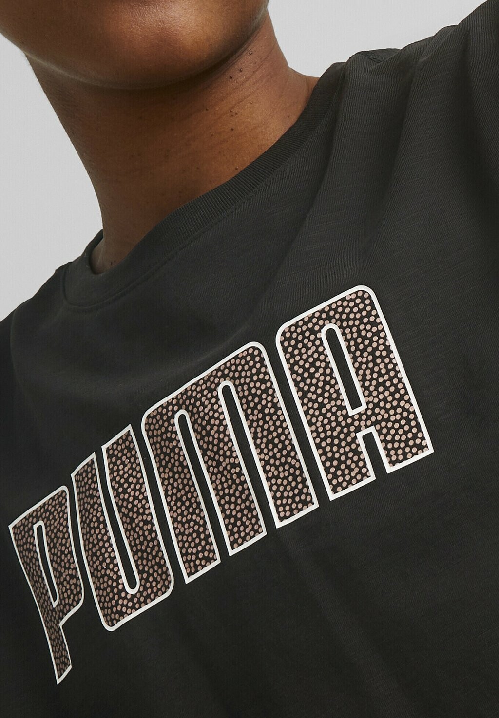 

Футболка с принтом Puma, черный