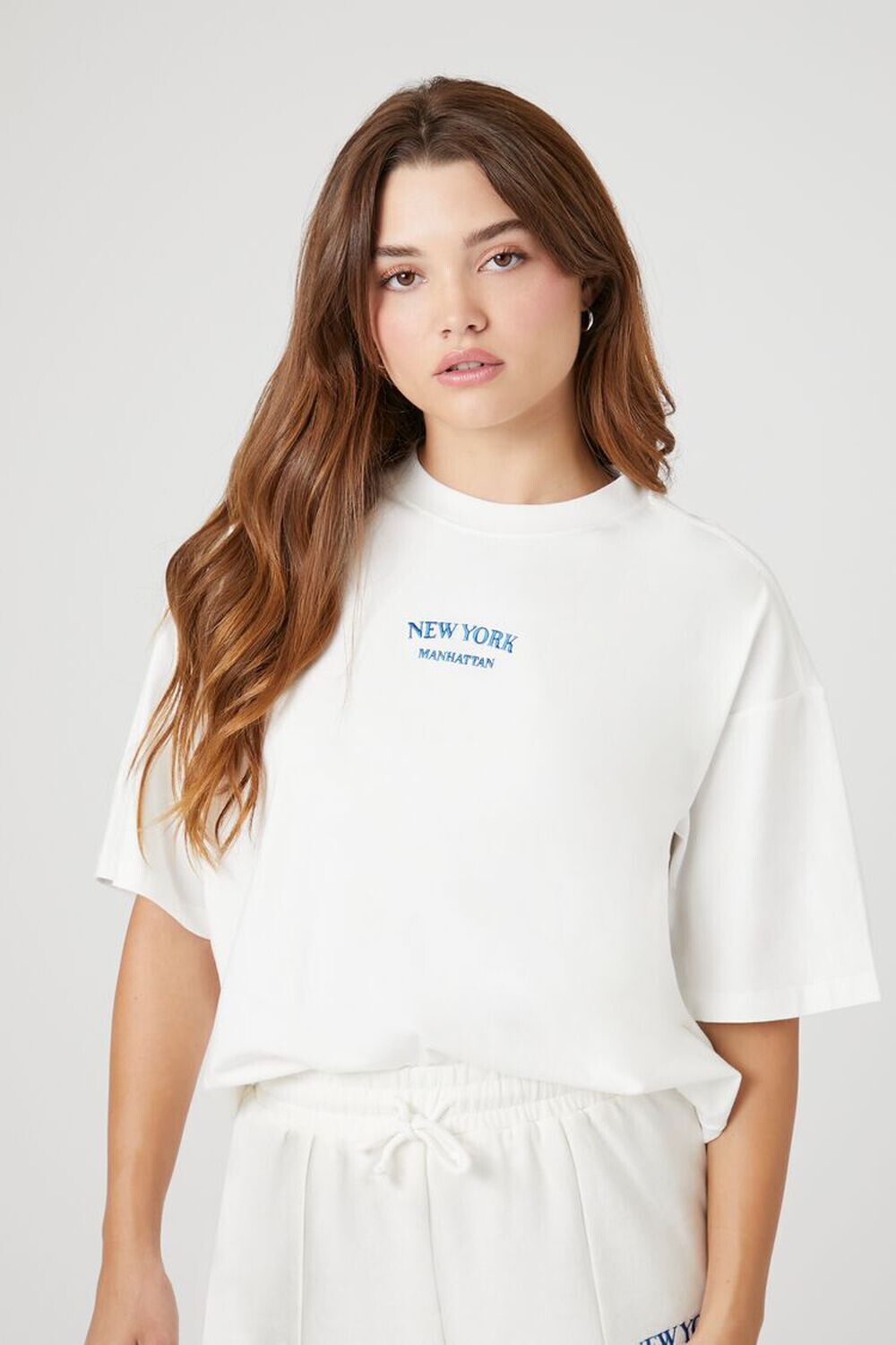 

Футболка оверсайз с рисунком Manhattan Forever 21, ванилла