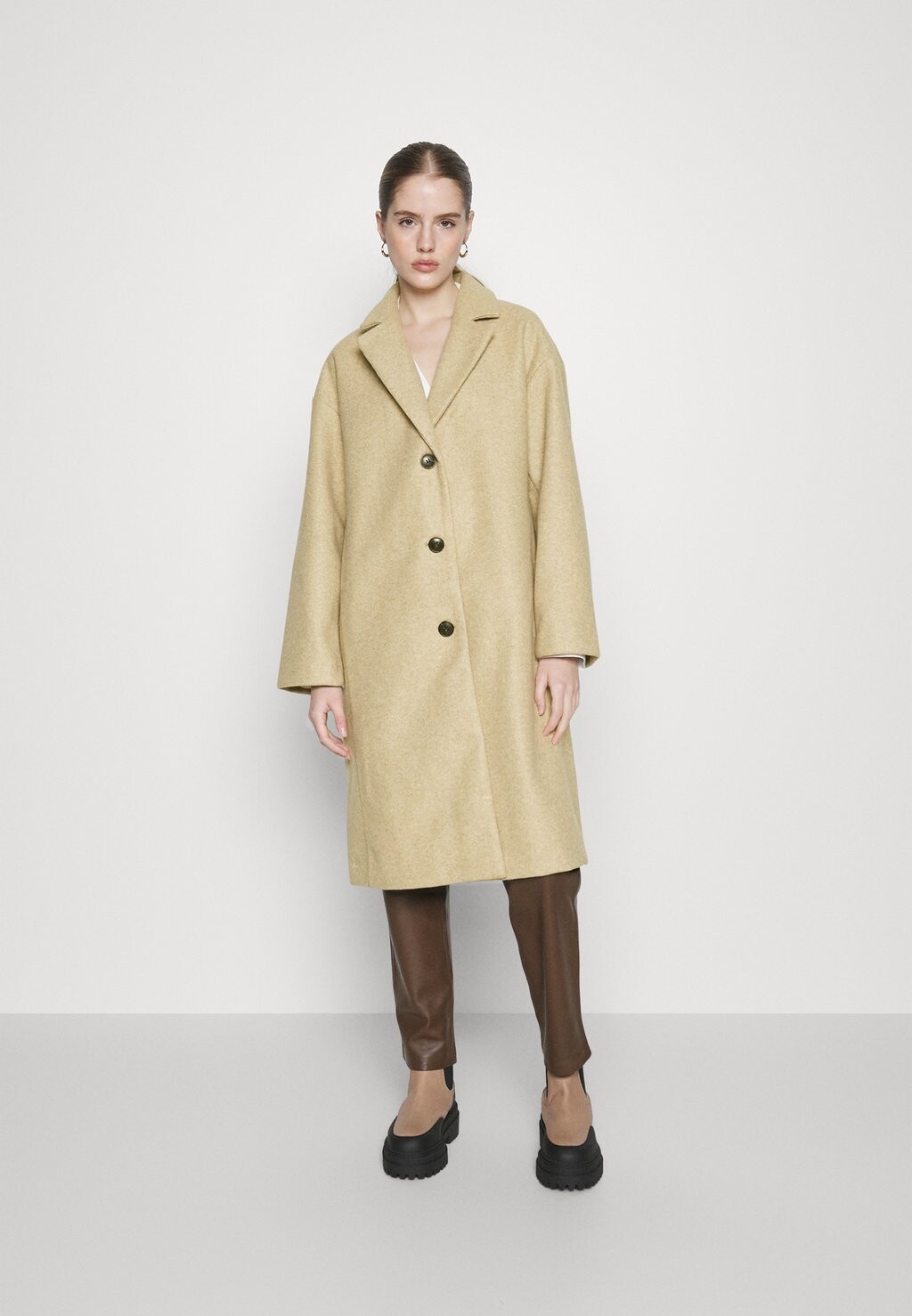 

Классическое пальто Vero Moda, Серый