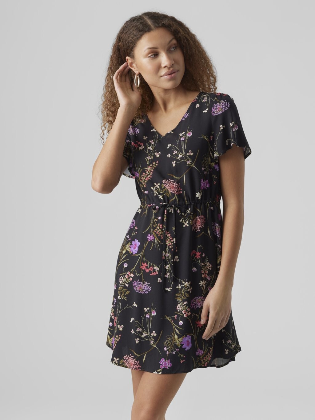

Летнее платье Vero Moda