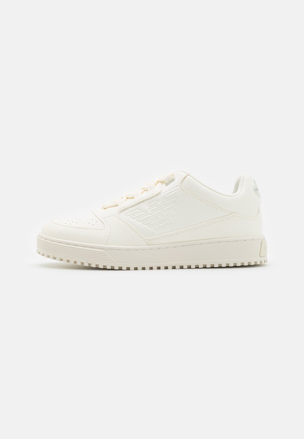 Низкие кроссовки Shoes Emporio Armani, цвет off white кроссовки emporio armani funn off white silver