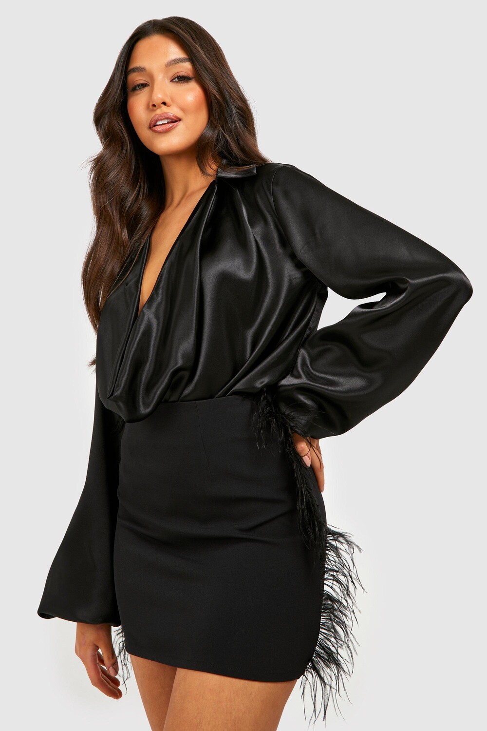 

Мини-юбка с перчатой отделкой Boohoo, черный