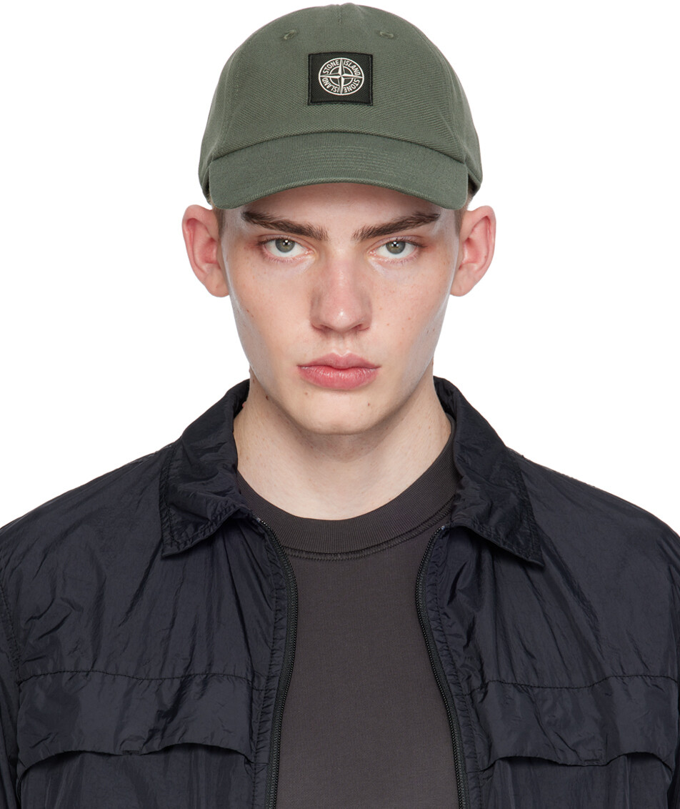 

Серая пятипанельная кепка Stone Island