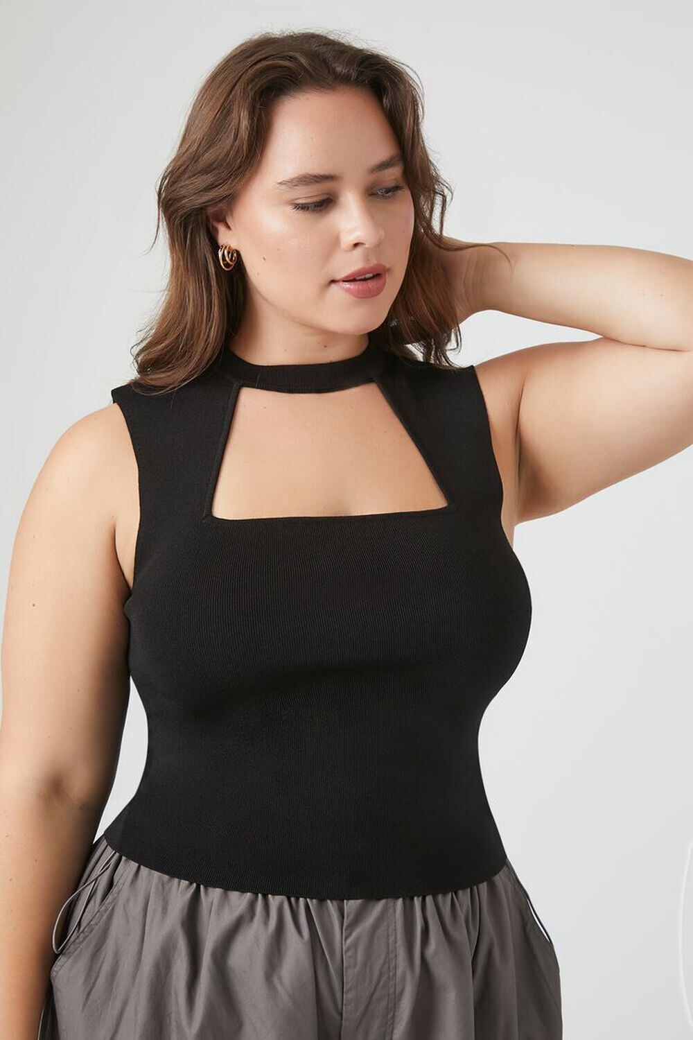 

Свитер больших размеров с вырезом Forever 21, черный