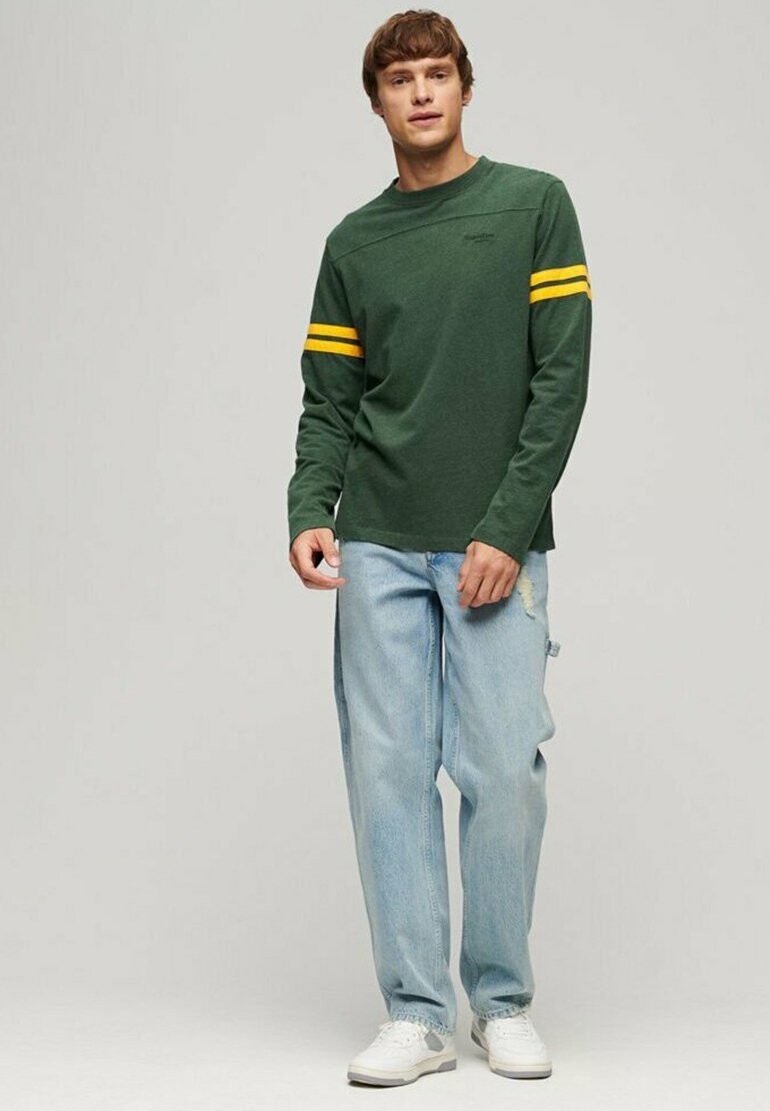 

Топ с длинными рукавами ESSENTIAL LOGO QUARTERBACK Superdry, цвет buck green marl utah gold