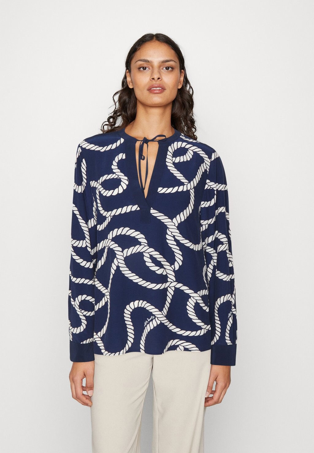 

Топ с длинными рукавами Tommy Hilfiger