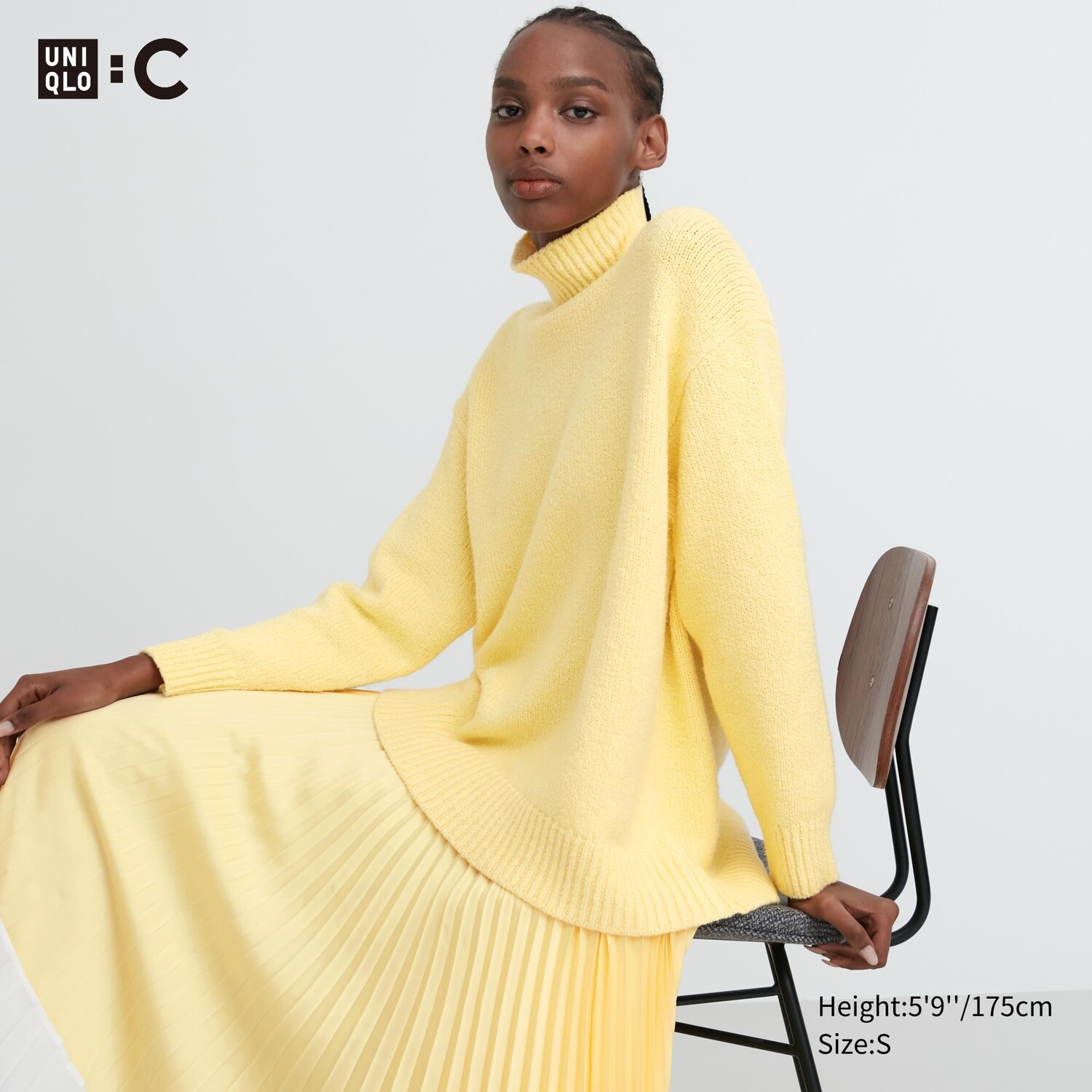 

Мягкий трикотажный джемпер с высоким воротником Uniqlo, желтый