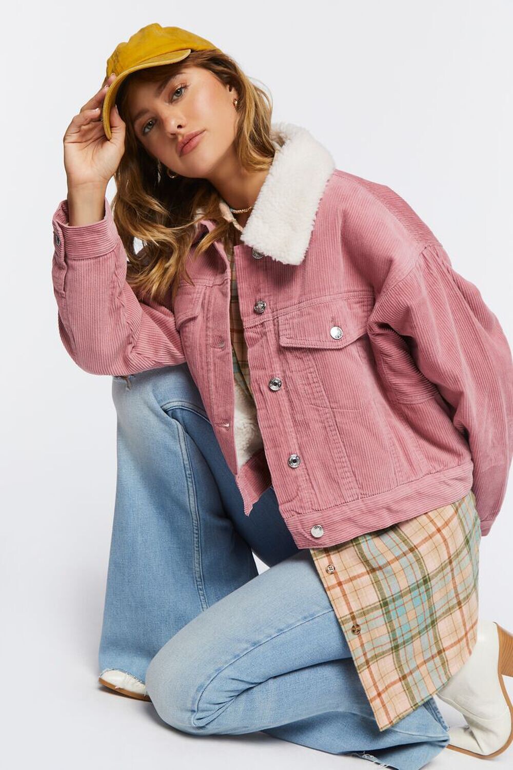 

Хлопковая куртка из искусственной овчины Forever 21, розовый