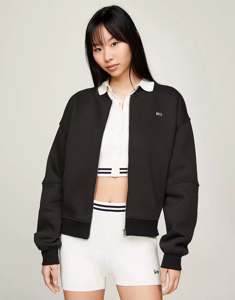

Черная куртка-бомбер Tommy Jeans
