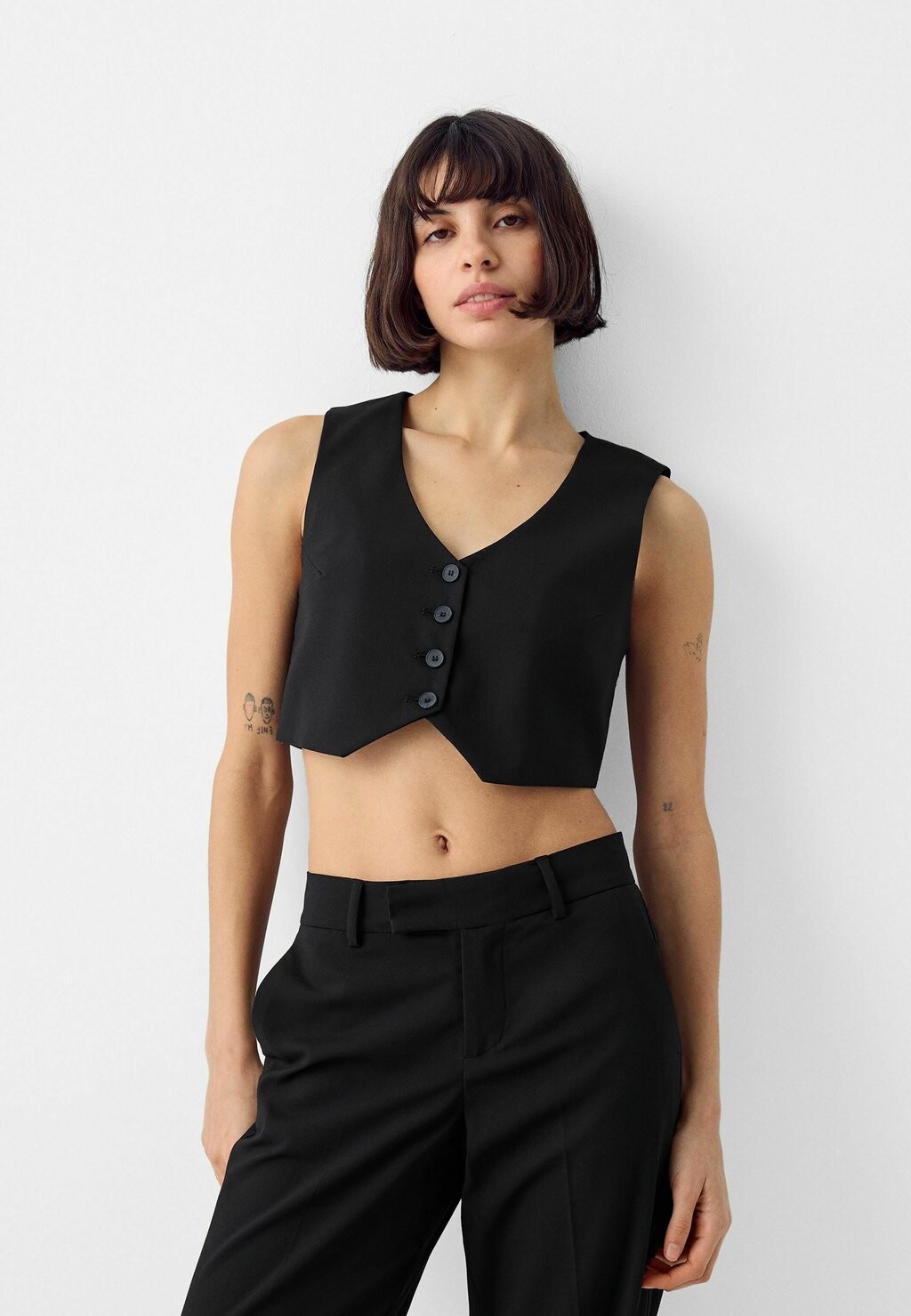 

Жилет Tailored Bershka, черный