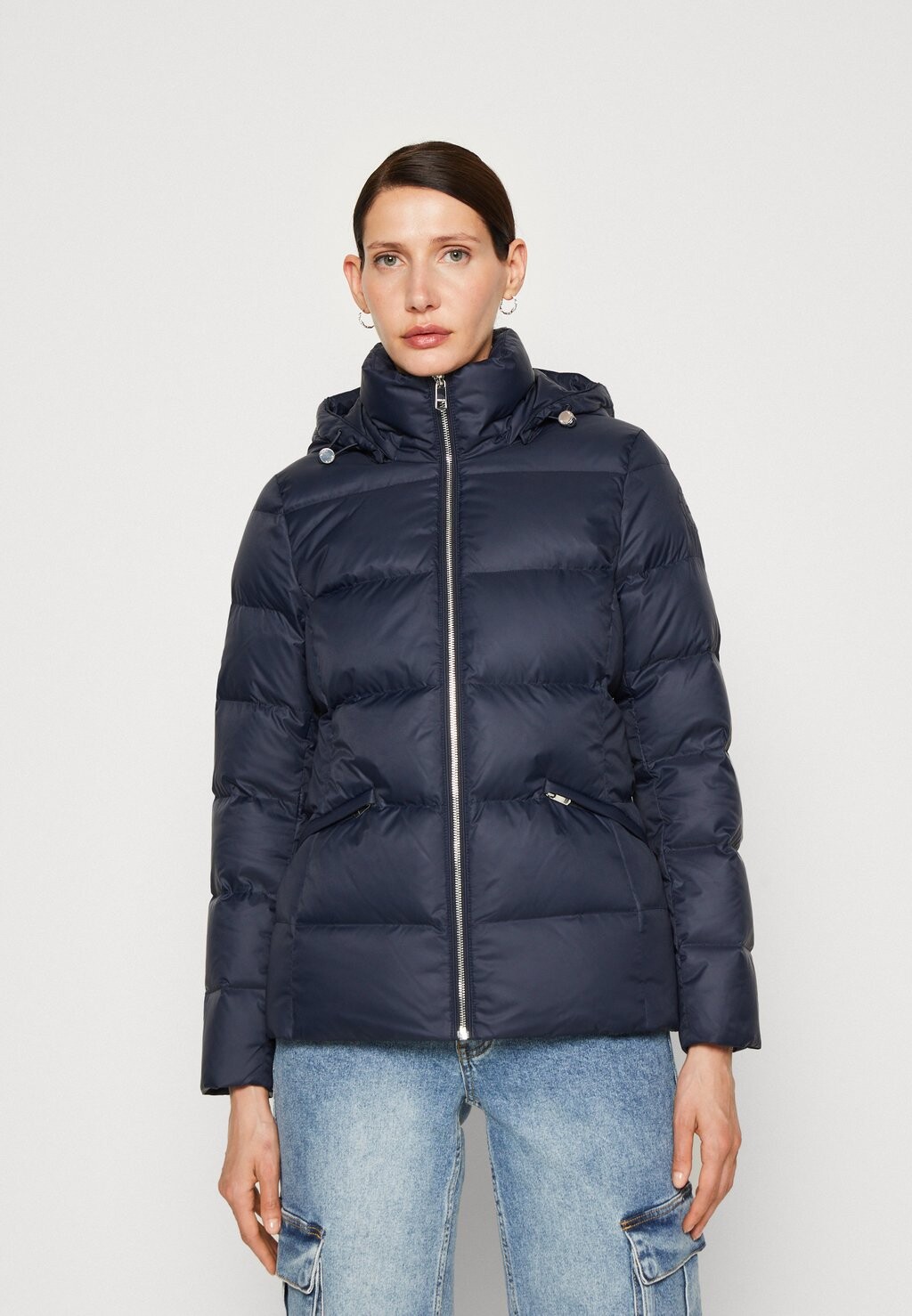 

Пуховик Tommy Hilfiger