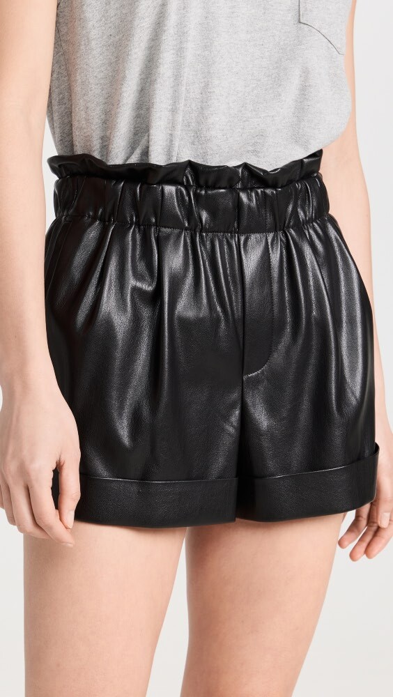 

Шорты alice + olivia Reagan Vegan Leather, черный