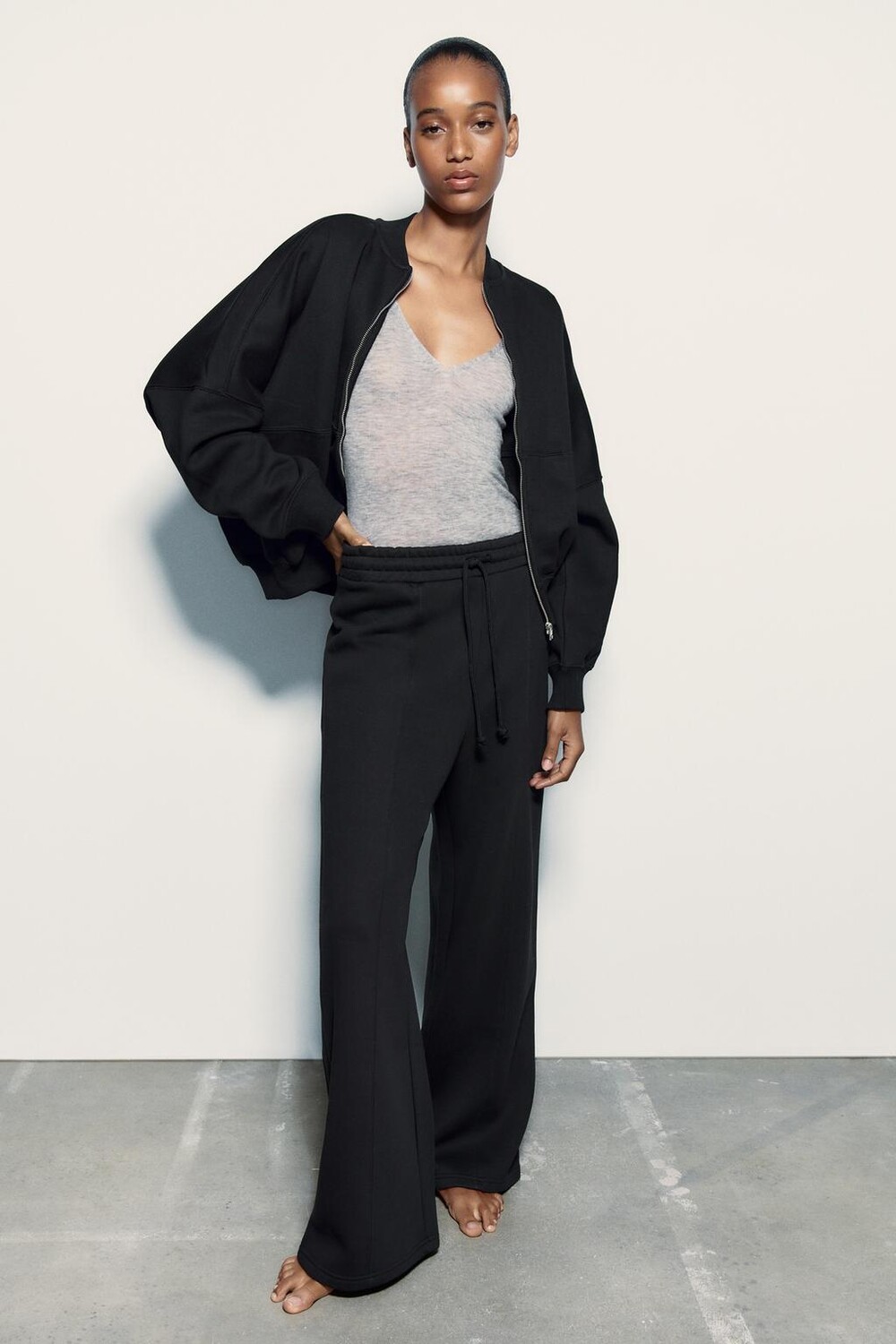 

Брюки для джоггера с широким брюком ZARA, черный