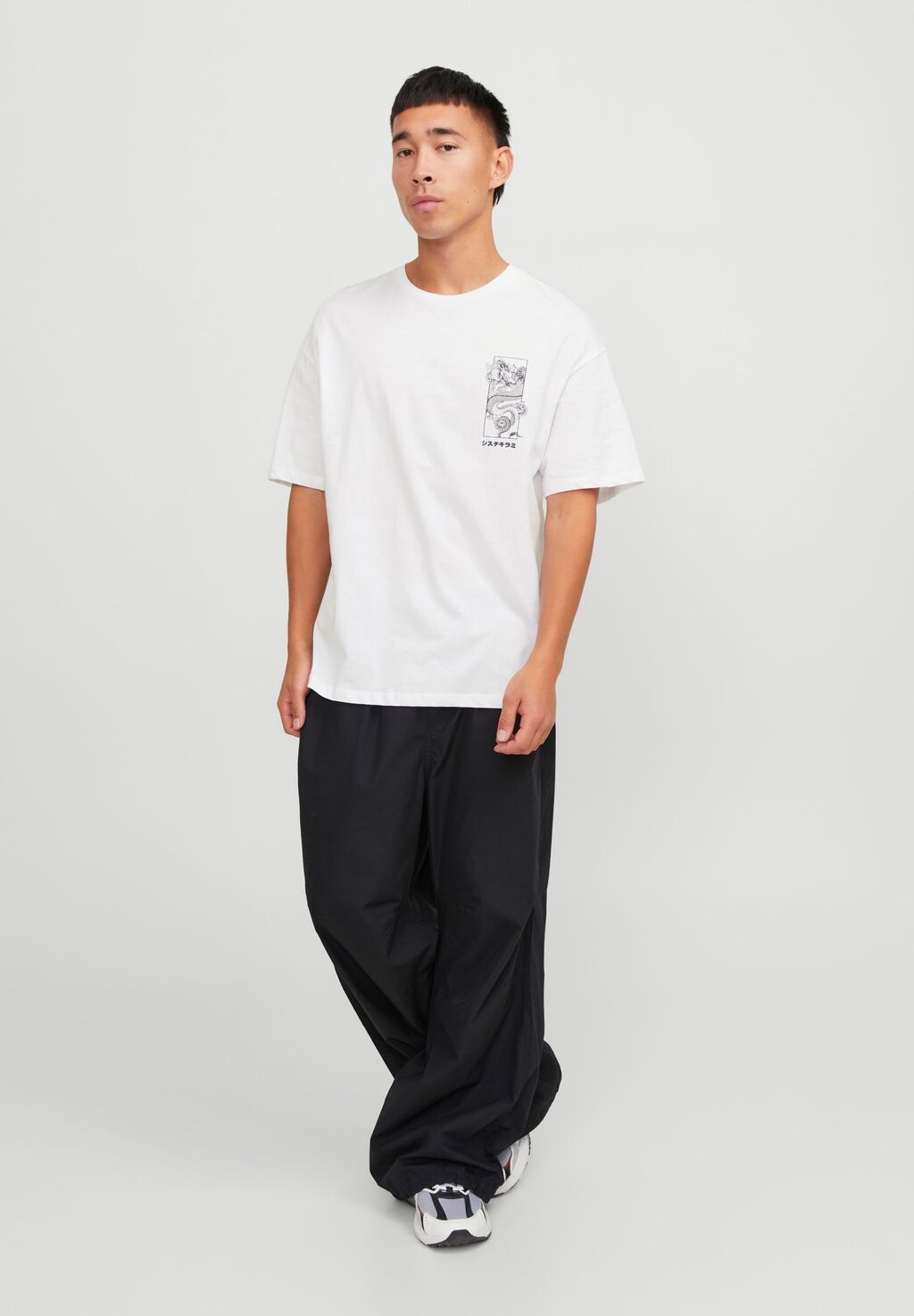

Футболка с принтом JORAKI TEE CREW NECK UNISEX Jack & Jones, белый