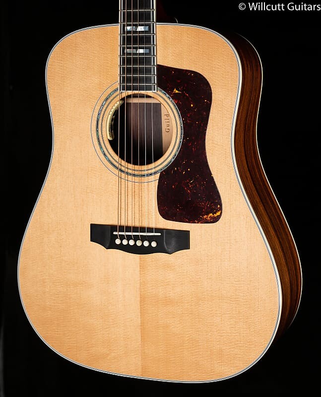 

Акустическая гитара Guild D-55E Natural
