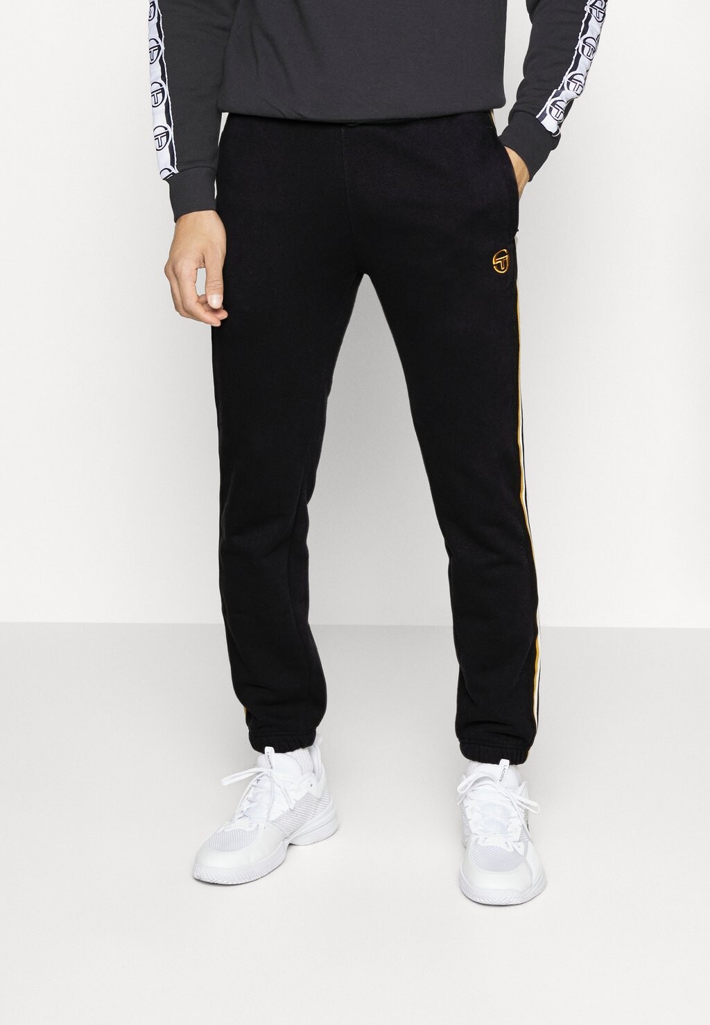 

Спортивные брюки Sergio Tacchini