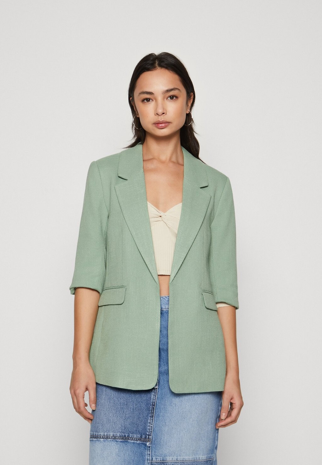 

Блейзер VMFRIDA REGULAR Vero Moda Petite, цвет hedge green