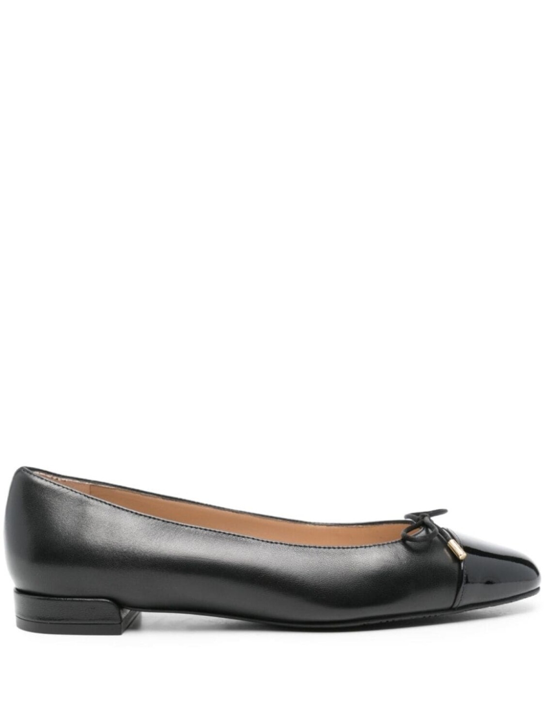 

Балетки Emilia Stuart Weitzman, черный