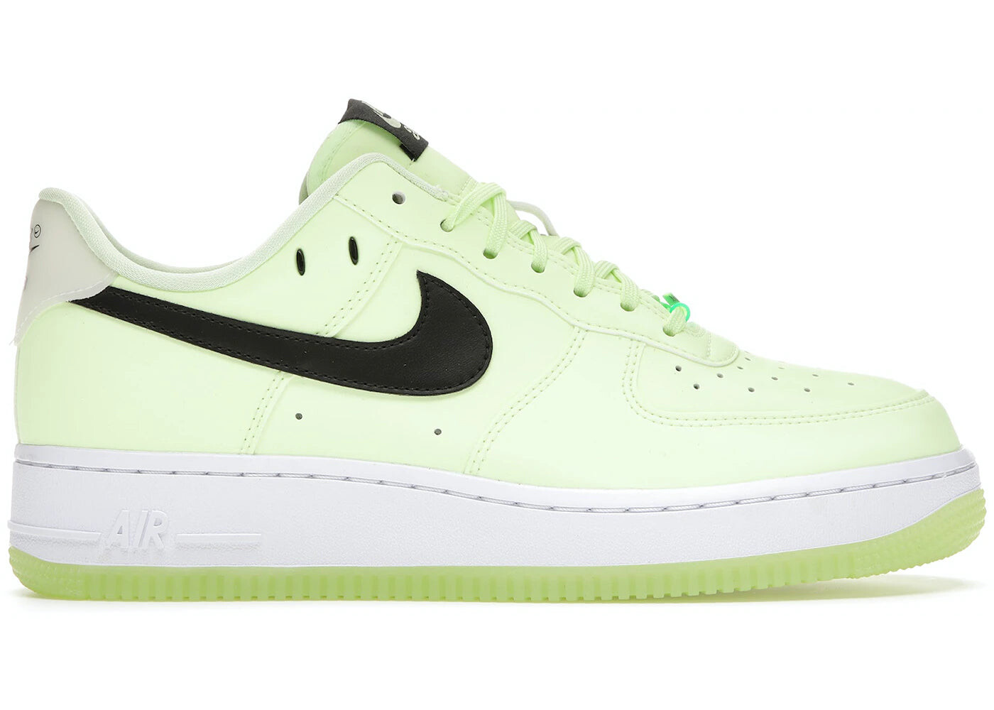 

Кроссовки женские Nike Air Force 1 Low 07