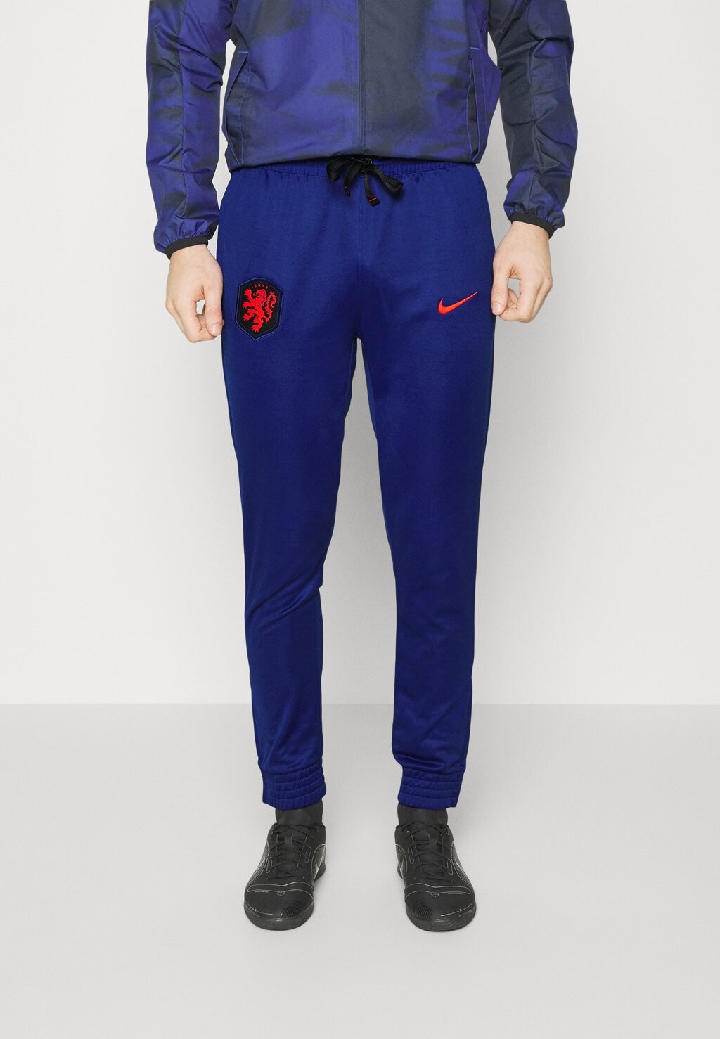 

Спортивные брюки Nike