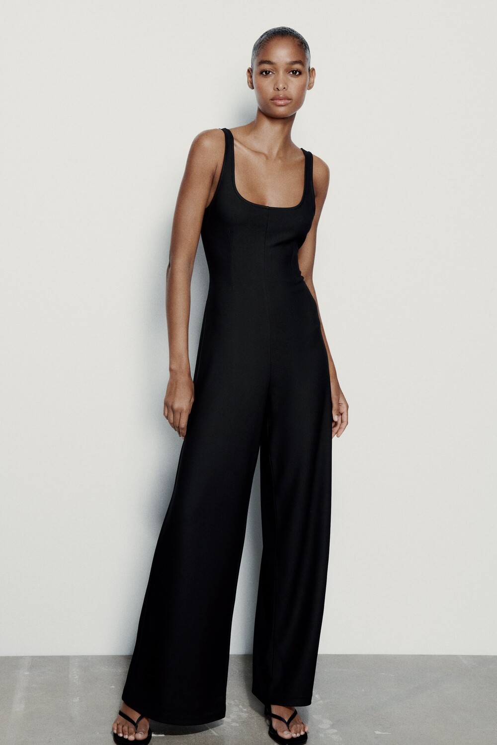 

Комбинезон с ремнями Zara, черный