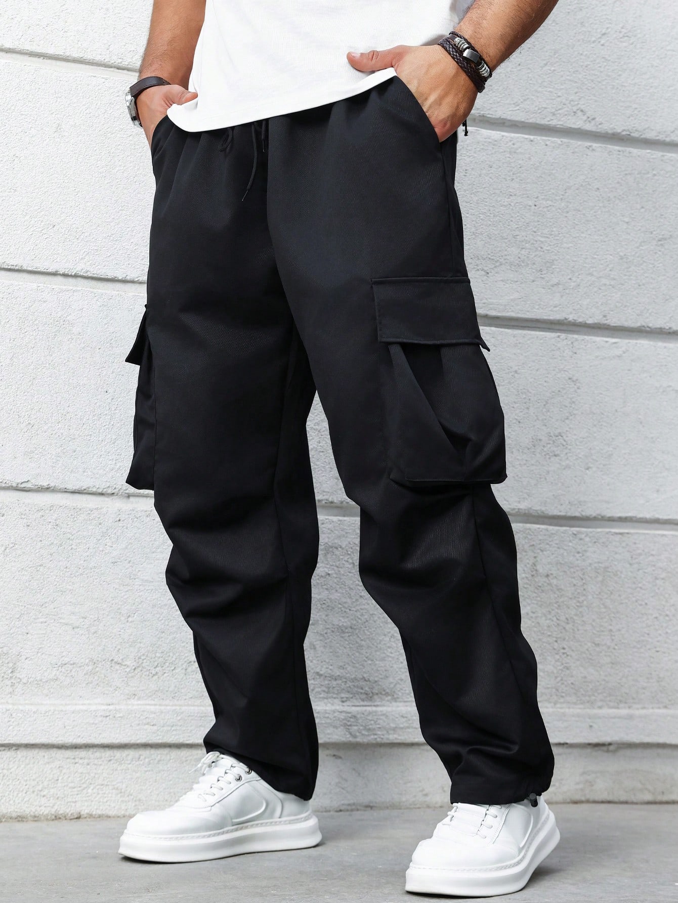 Мужские брюки-карго больших размеров Manfinity Hypemode с карманами и карманами, черный