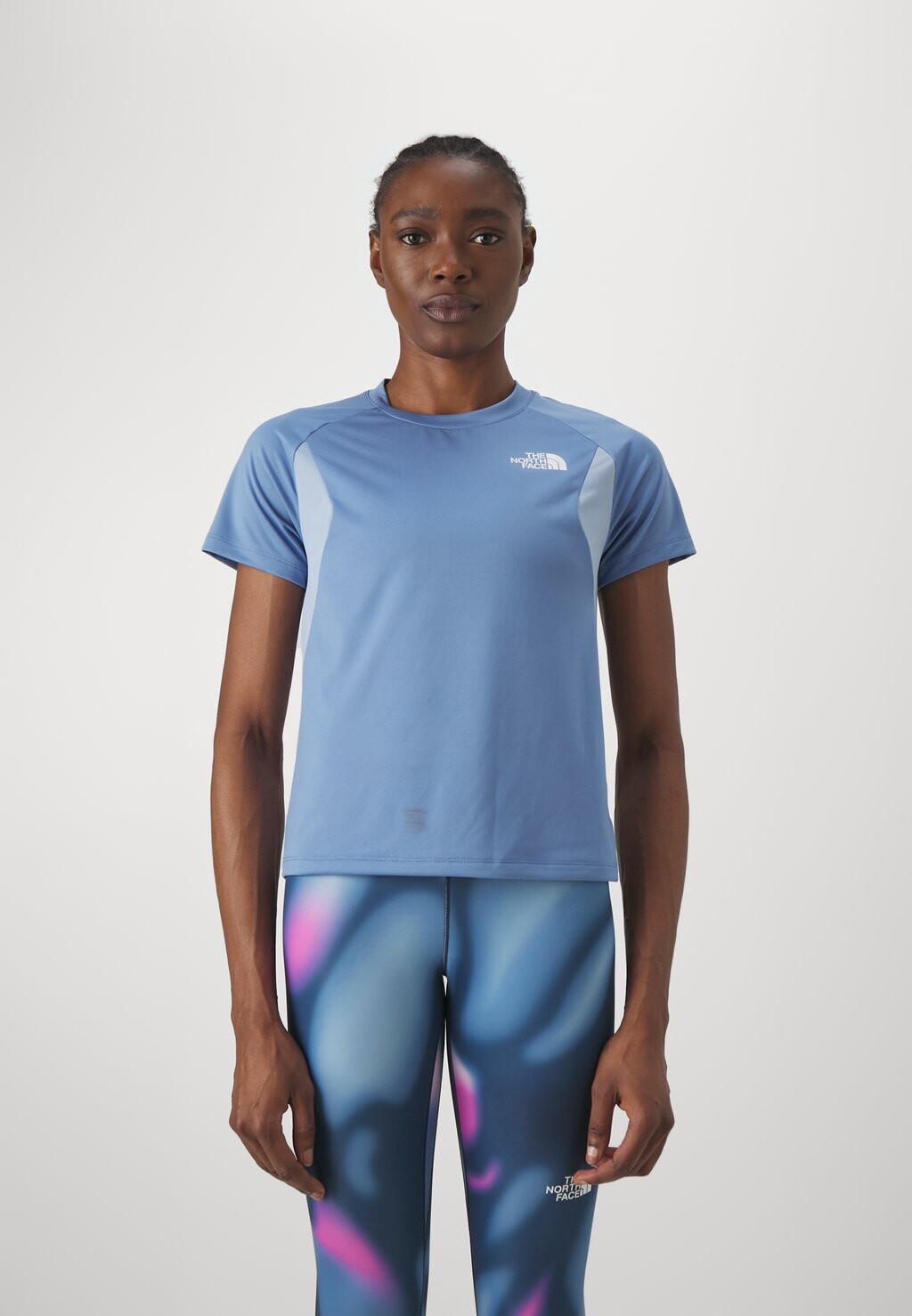 

Спортивная футболка TEE The North Face, цвет indigo stone/steel blue