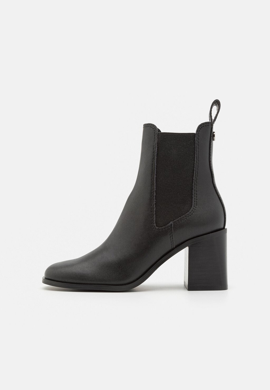 

Сапоги ACHIEVER Steve Madden, черный