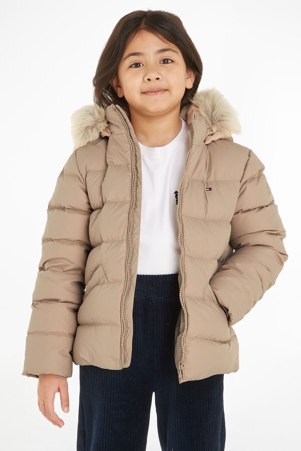 

Незаменимый детский пуховик с капюшоном Tommy Hilfiger, бежевый
