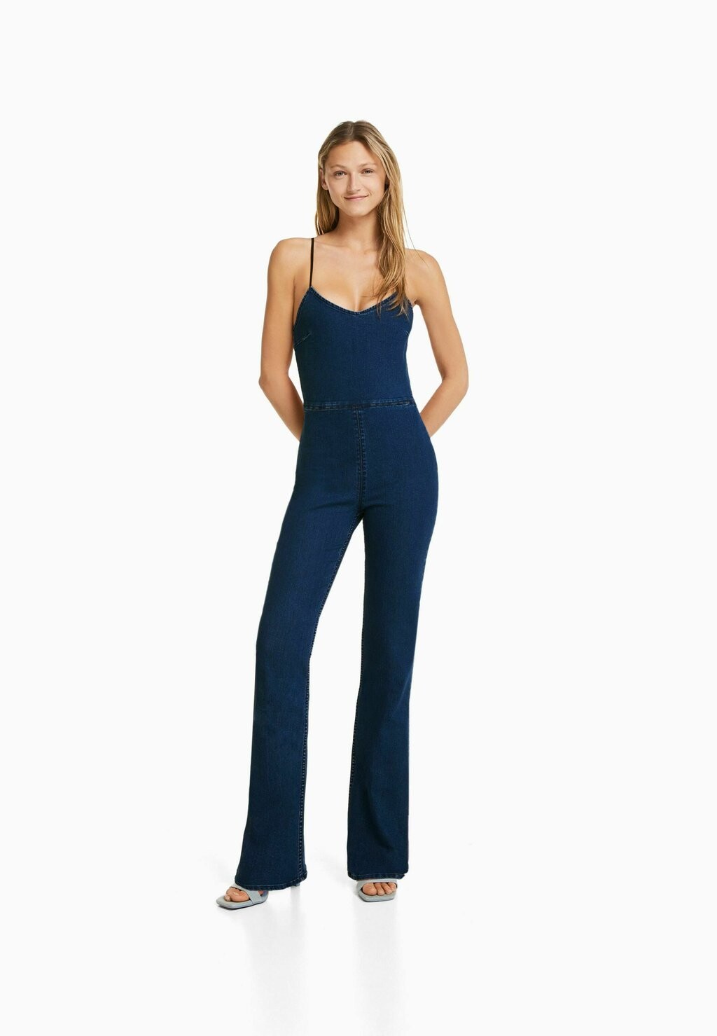 

Комбинезон Bershka