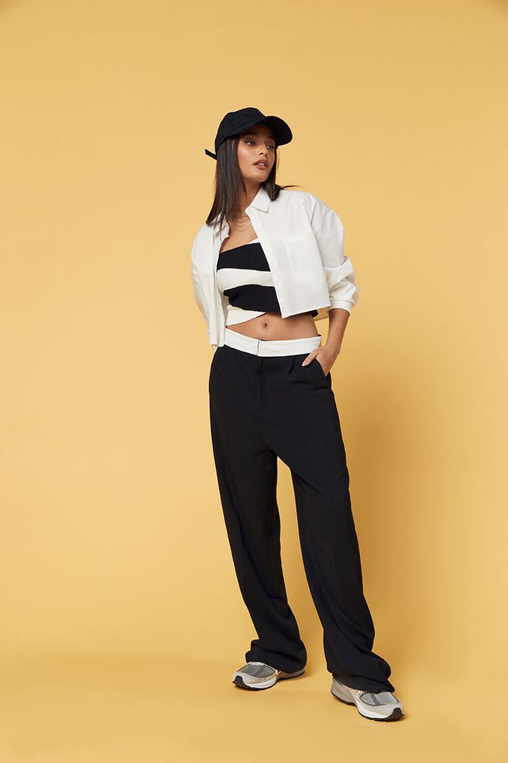 

Широкие брюки с контрастной отделкой Forever 21, черный
