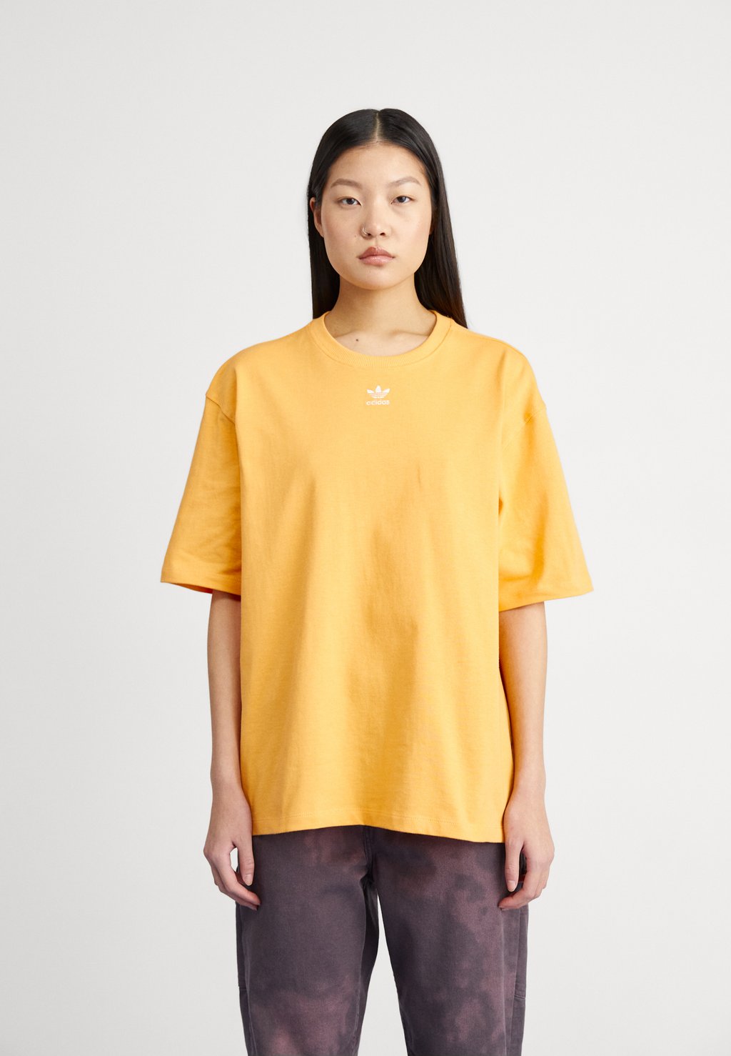 Базовая футболка Adicolor Essentials Tee adidas Originals, цвет hazy orange