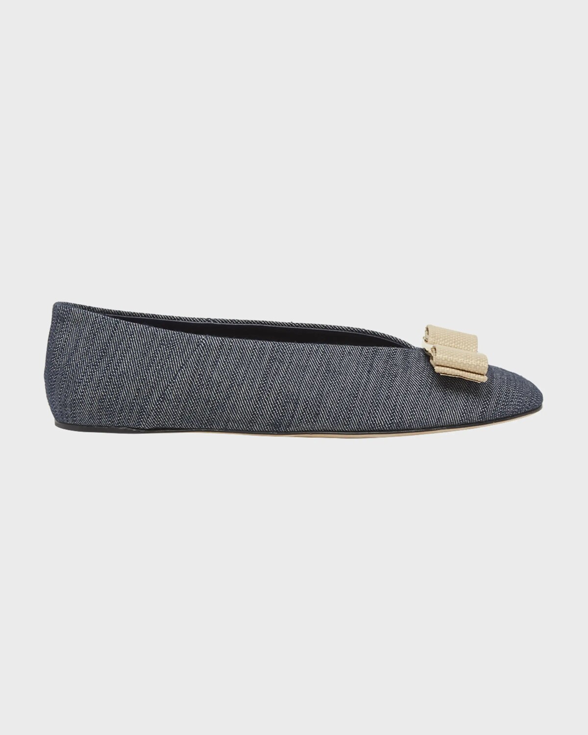 

Джинсовые балетки Vanna с бантом Ferragamo, цвет Denimnaturale