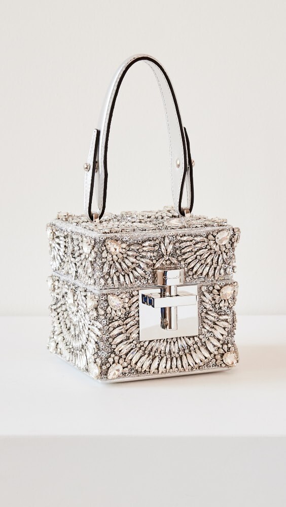 

Сумка Oscar de la Renta Alibi Cube Crystal Embroidery, серебряный