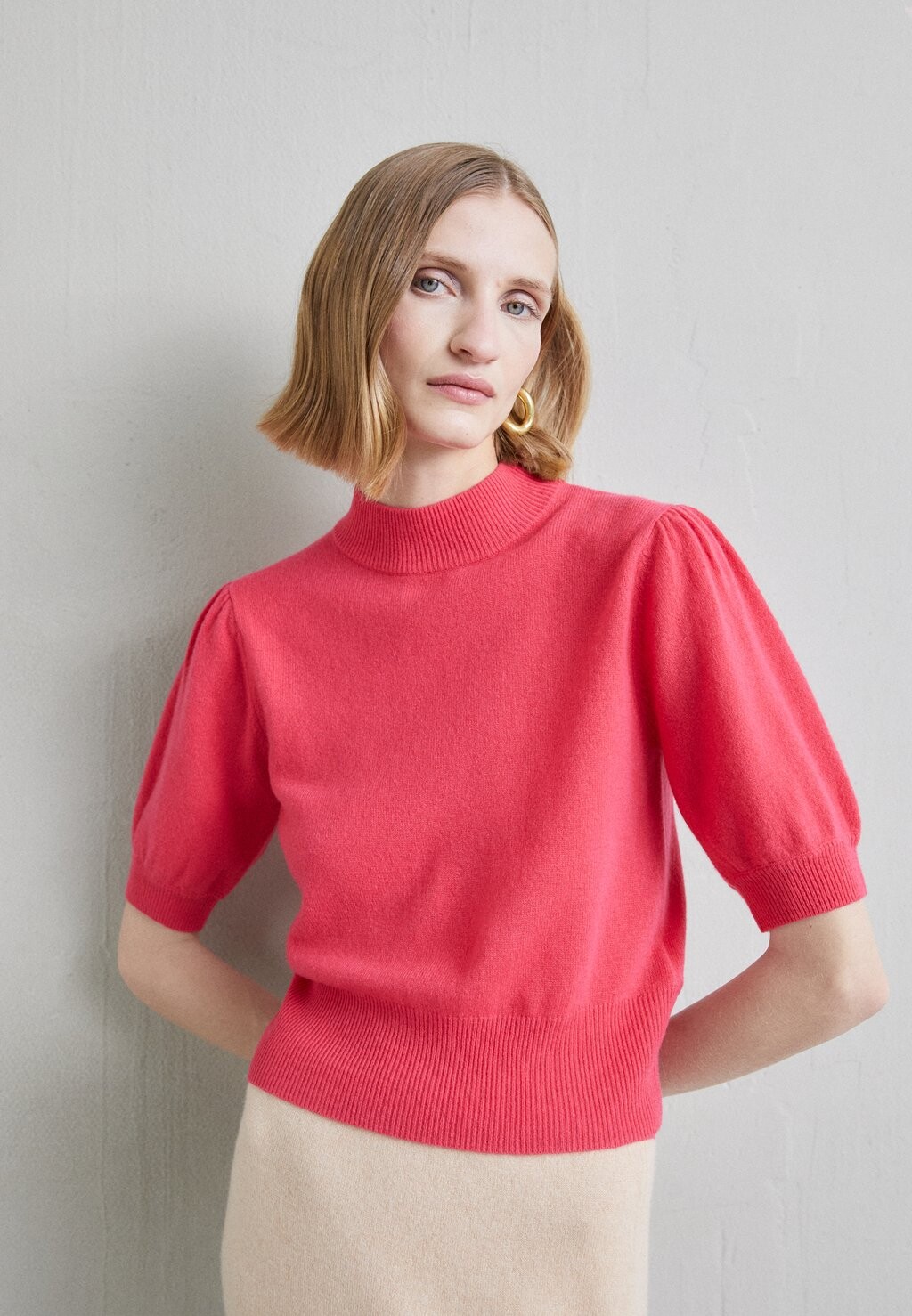 

Базовая футболка CASHMERE PUFF SLEEVE TEE KNITID, розовый