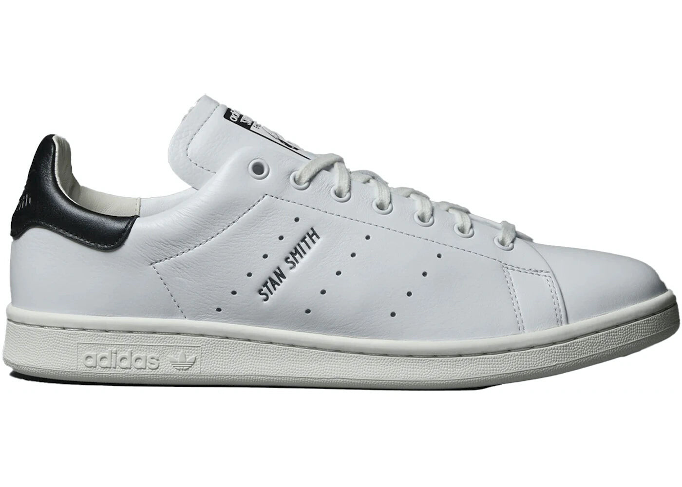 

Кроссовки мужские Adidas Stan Smith Lux, черно-белый
