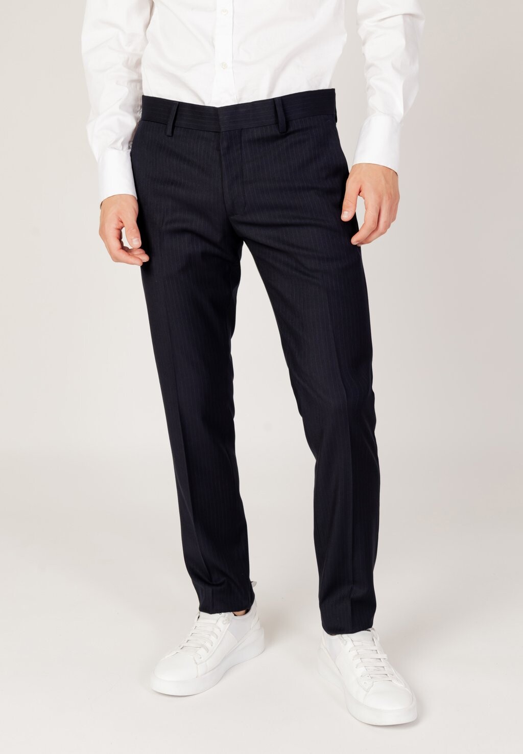 

Классические брюки Bonnie Slim-Fit Trousers With Pinstripe Motif Antony Morato, синий