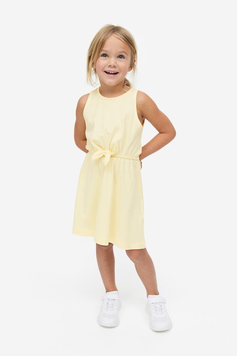 

Кружевное платье с деталями H&M