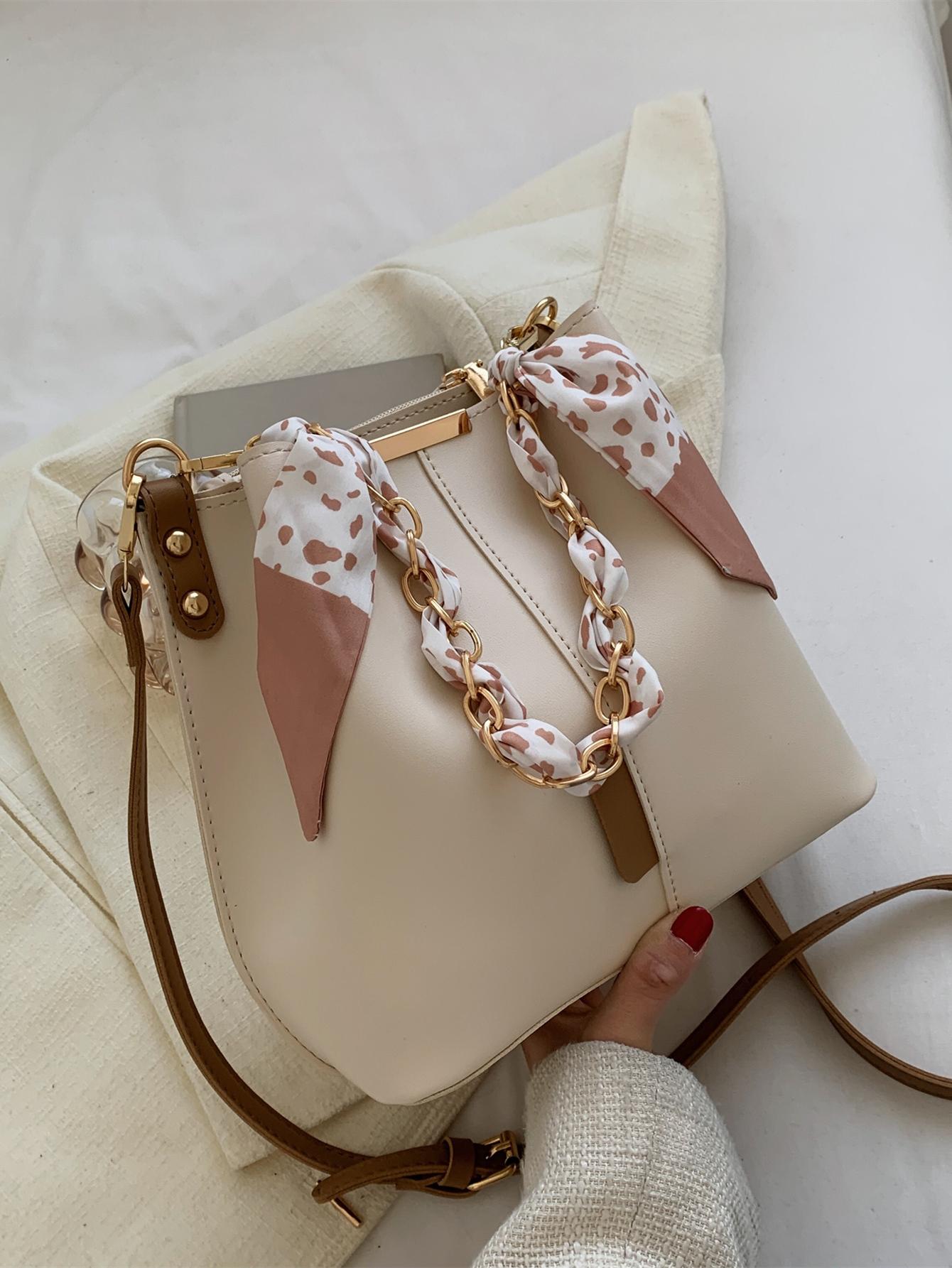 Элегантная сумка-мешок с узким шарфом и цепочкой, коричневый