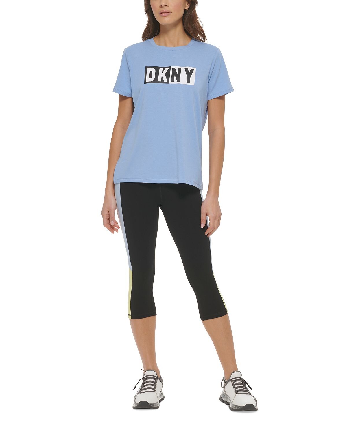 

Футболка с логотипом DKNY