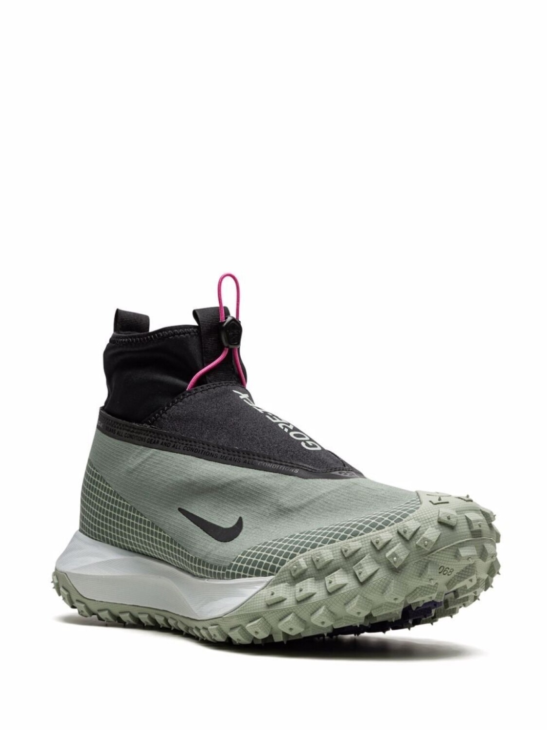 Nike acg mountain fly 2 low. Nike acg air nasu. Nike acg mountain fly low. Nike acg mountain. Nike acg mountain fly.