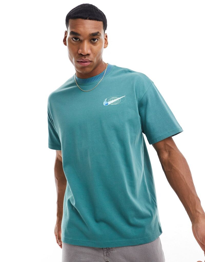 

Темно-зеленая футболка с логотипом на груди Nike Swoosh