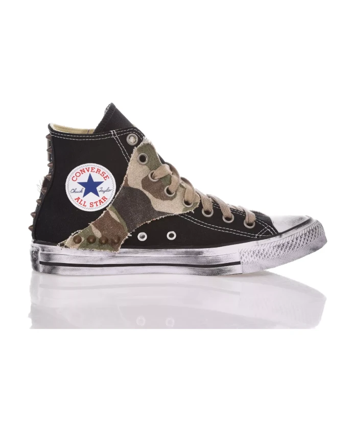 

Камуфляжные кроссовки ручной работы бежево черные Converse, мультиколор