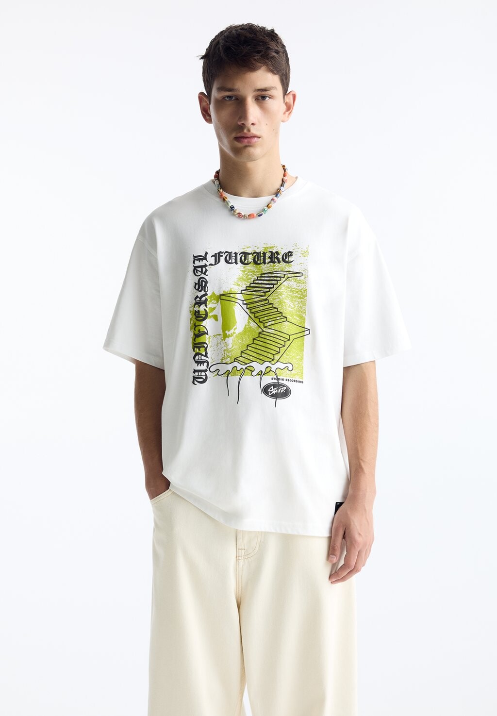 

Футболка с принтом PULL&BEAR, белый