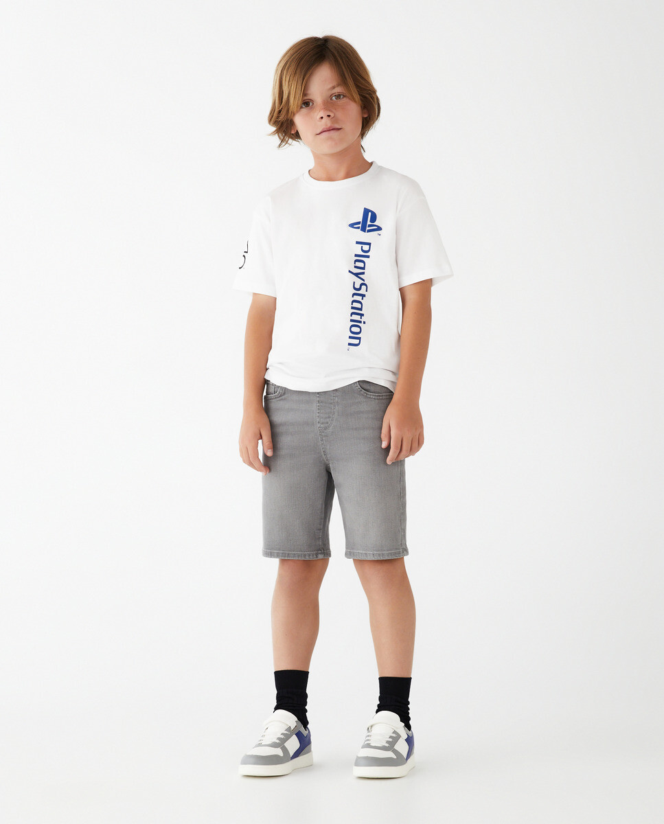 

Джинсовые шорты для мальчика на резинке на талии. Kids El Corte Inglés, светло-серый