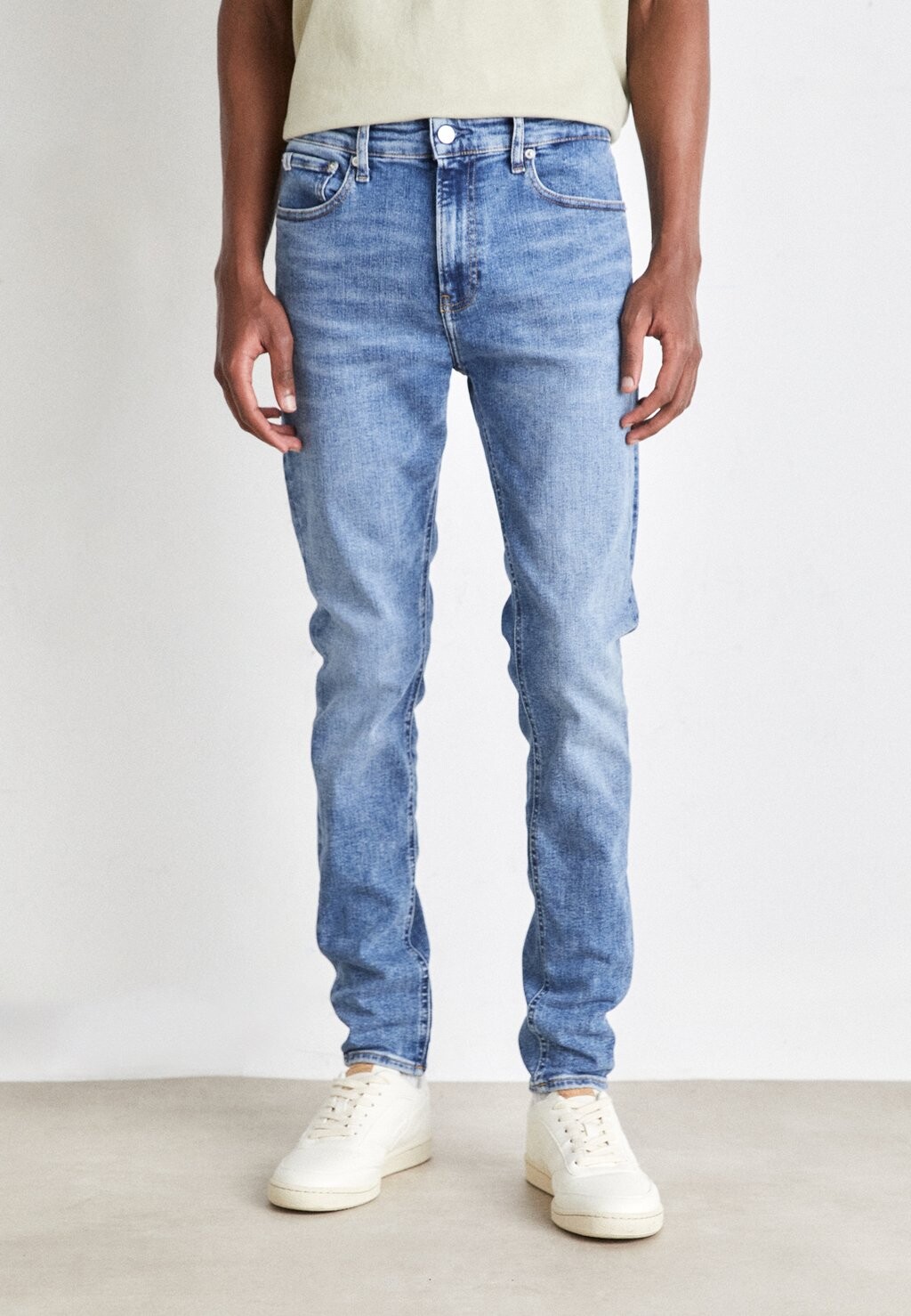 

Джинсы приталенного кроя Super Calvin Klein Jeans, цвет denim medium