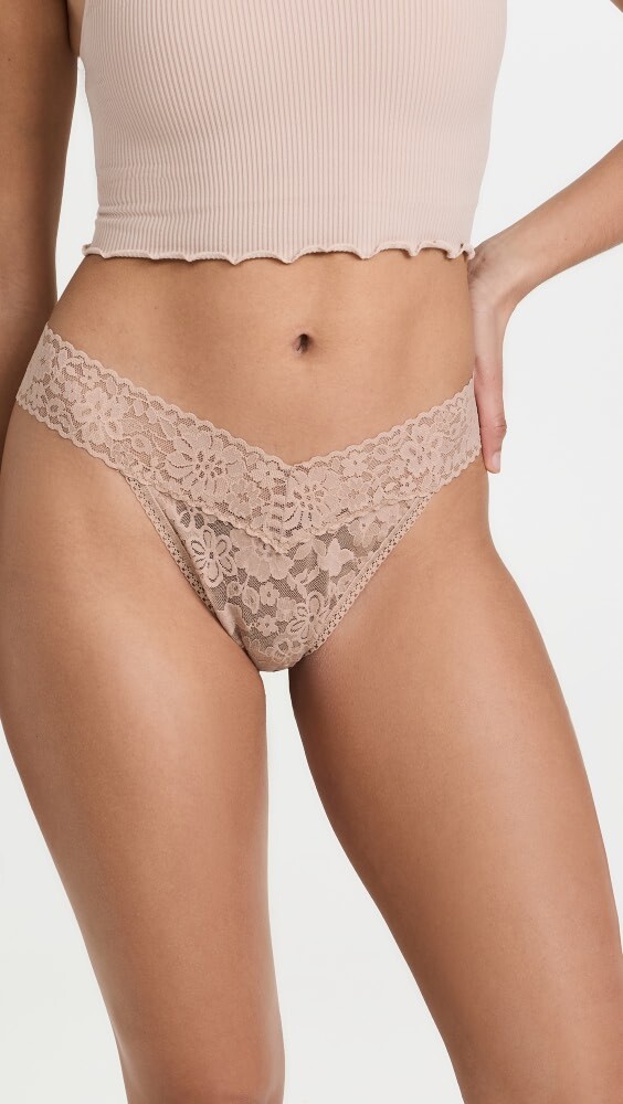 

Стринги Hanky Panky Daily Lace Original Rise, серо-коричневый