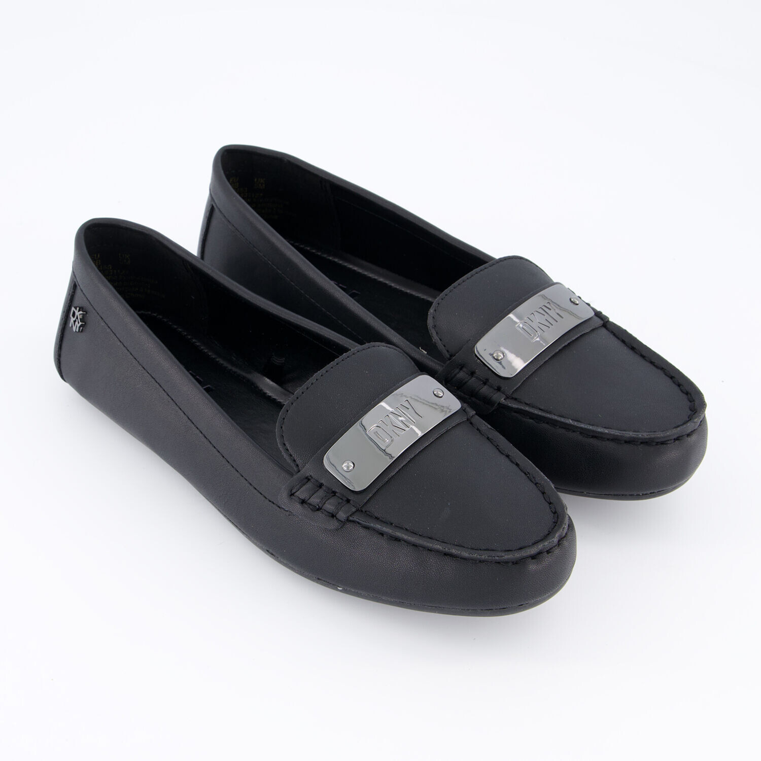 

Черные лоферы с логотипом DKNY